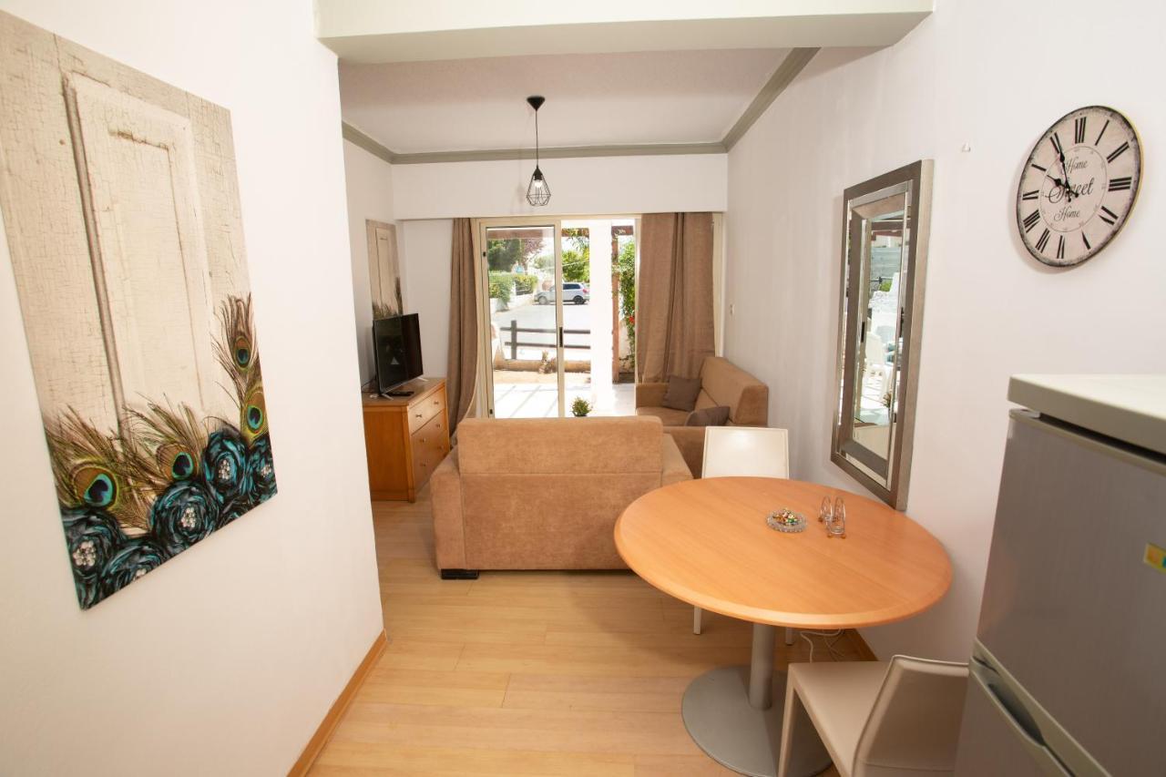 Always Welcome! Near Beach, Cml Swimming Pool Paphos Buitenkant foto